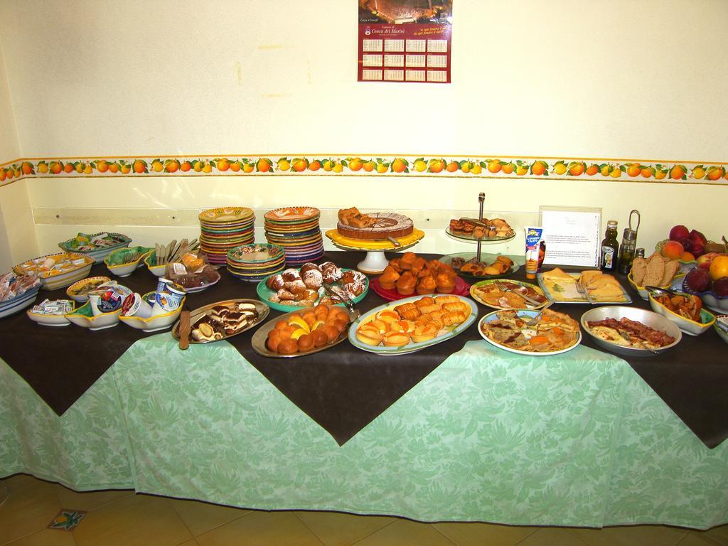 Locanda Degli Agrumi กองกาเดมารีนี ภายนอก รูปภาพ